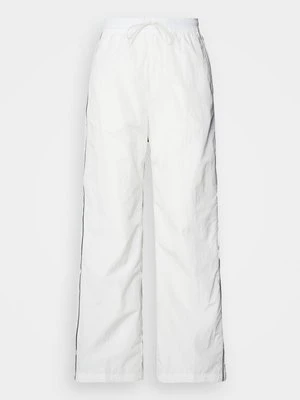 Spodnie treningowe Nike Sportswear