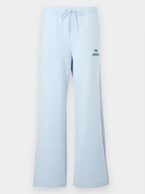 Spodnie treningowe Nike niebieski