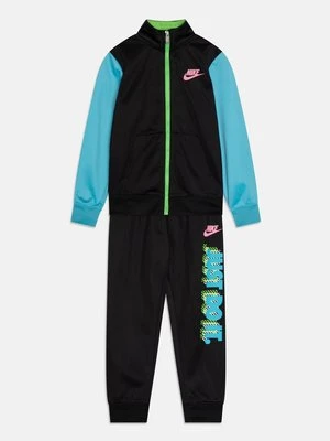Spodnie treningowe Nike czarny
