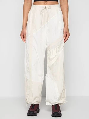 Spodnie treningowe Nike Sportswear