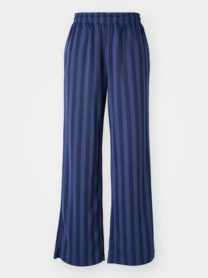 Spodnie treningowe Nike Sportswear