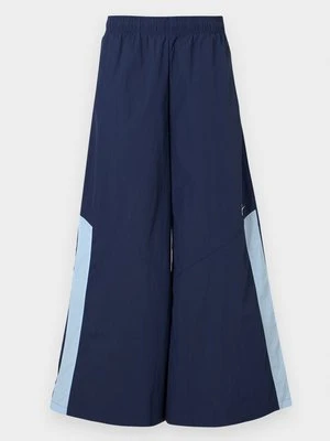 Spodnie treningowe Nike Sportswear