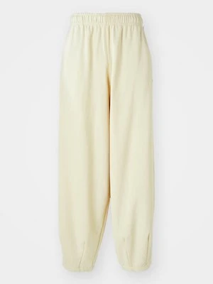Spodnie treningowe Nike khaki