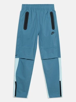 Spodnie treningowe Nike niebieski