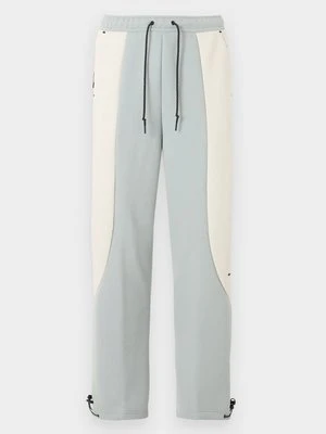 Spodnie treningowe Nike szary