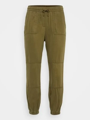 Spodnie treningowe ONLY Carmakoma