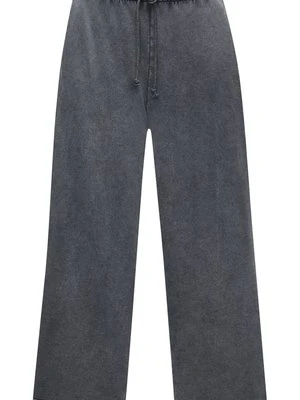 Spodnie treningowe PULL&BEAR