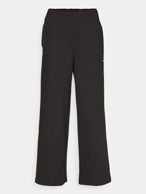 Zdjęcie produktu Spodnie treningowe Puma