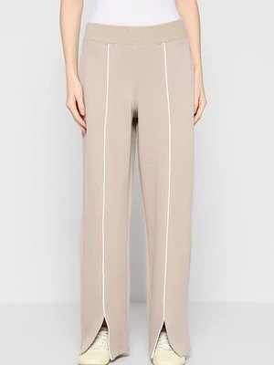 Spodnie treningowe Spanx