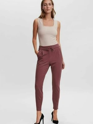 Spodnie treningowe Vero Moda