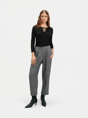 Spodnie typu cygaretki w jodełkę Top Secret