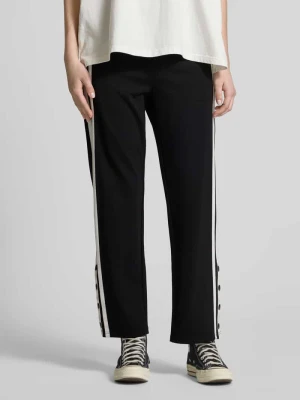 Spodnie typu track pants o kroju regular fit z lampasami model ‘Suzi’ LeGer by Lena Gercke