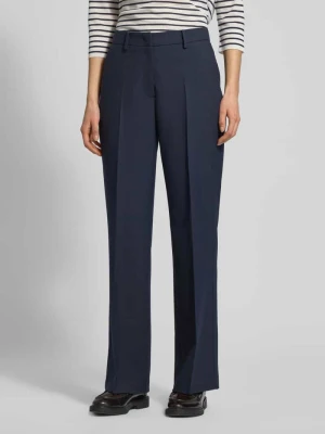 Spodnie w kant z lamowanymi kieszeniami z tyłu MORE & MORE