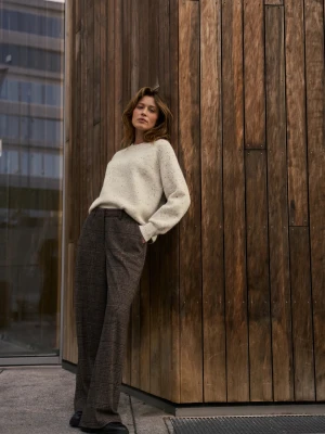 Spodnie w kratę brązowe Moodo