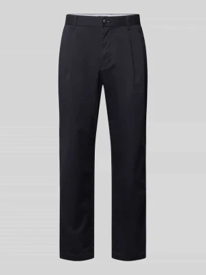 Spodnie w kroju tapered fit z tylnymi kieszeniami MCNEAL