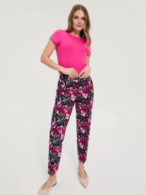 Spodnie w kwiaty granatowe Moodo