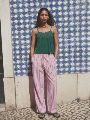 Spodnie w paski z pofalowanym wykończeniem pastelowy róż - Dziewczyna - - MANGO TEEN