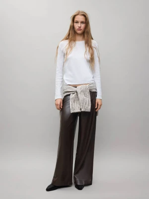 Spodnie wide leg ze sztucznej skóry brązowy - Teen - MANGO TEEN