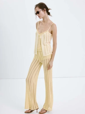 Spodnie z ażurowej dzianiny wide leg pastelowy żółty - Kobieta - - MANGO