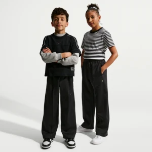 Spodnie z dzianiny dla dużych dzieci (chłopców) Nike Collection - Czerń