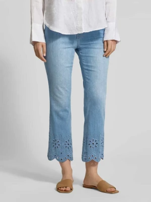 Spodnie z haftem angielskim model 'KICK' MAC