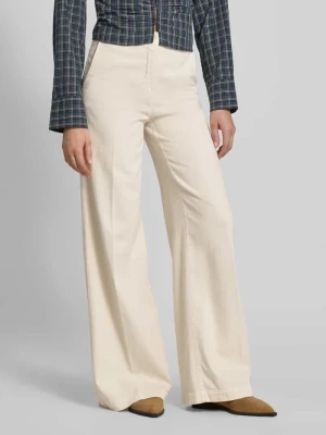 Spodnie z kantami i wpuszczanymi kieszeniami SEDUCTIVE