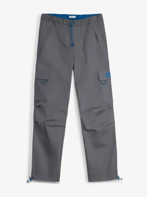 Spodnie z kieszeniami cargo, z gumką w talii, o kroju relaxed fit, straight BonPrix szary