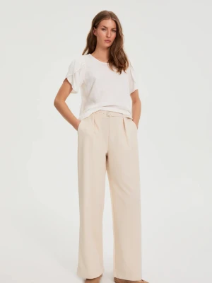Spodnie z paskiem beżowe Moodo