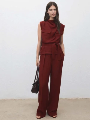 Spodnie z prostymi nogawkami i zaszewkami średni czerwony - Kobieta - - MANGO