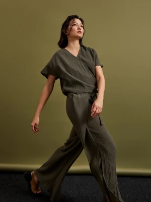 Spodnie z szerokimi nogawkami i gumą w talii oliwkowe Moodo