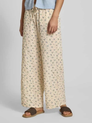 Spodnie z szerokimi nogawkami w wsuwanym stylu z seersucker z trokiem REVIEW