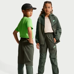 Spodnie z tkaniny dla dużych dzieci (chłopców) Nike Tech - Szary