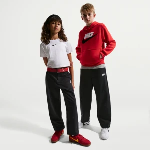 Spodnie z tkaniny do noszenia na co dzień dla dużych dzieci Nike Club - Czerń