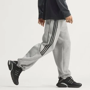SPODNIE Z TKANINY DYSTANSOWEJ BEZ MANKIETÓW TEAMGEIST 26 Adidas