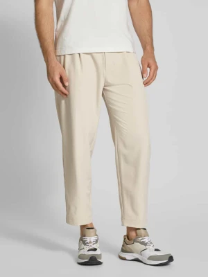 Spodnie z zakładkami w pasie o kroju relaxed fit z elastycznym pasem BOSS Green