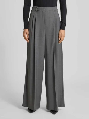 Spodnie z zakładkami w pasie z szeroką nogawką z czystej żywej wełny model ‘ADELFI’ Weekend Max Mara
