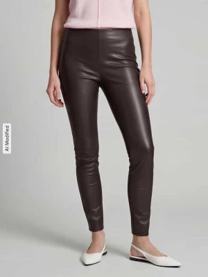 Spodnie ze sztucznej skóry o kroju slim fit z mieszanki wiskozy model 'RESA' RAFFAELLO ROSSI Ciemnobrązowy