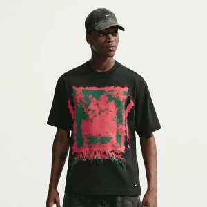 Sportswear Loose Tee Good Vs Evil Nike czarny