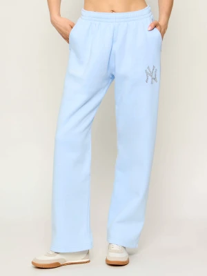 Sporty&Rich Spodnie dresowe Yankees Krystal | Regular Fit Sporty & Rich błękitny