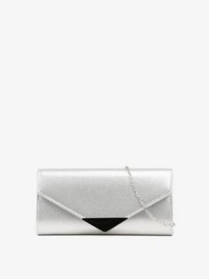 Srebrna Torebka Kopertówka z Łańcuszkiem Zdobiona Metaliczną Aplikacją Idalinna caely