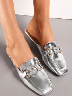 Srebrne Klapki Mule z Kwadratowym Noskiem i Rzemykami Cynamia