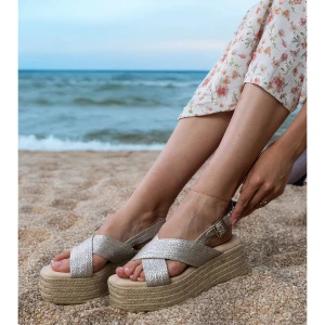 Srebrne sandały espadryle na platformie z paskami srebrny