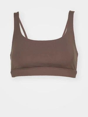 Stanik sportowy z lekkim wsparciem Girlfriend Collective