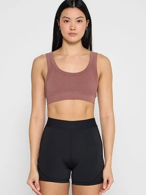 Stanik sportowy z lekkim wsparciem Stronger