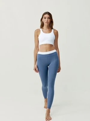 Stanik sportowy z średnim wsparciem Born Living Yoga