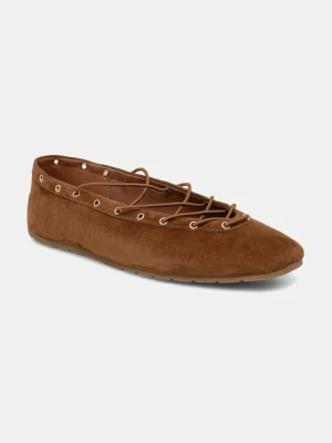 Steve Madden baleriny zamszowe Pointe