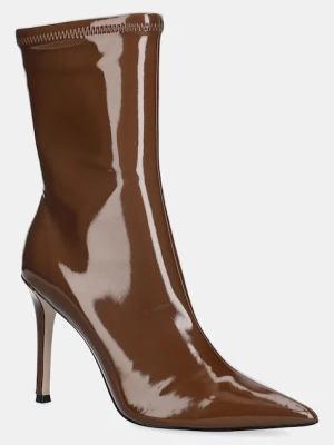 Steve Madden botki Easy St. kolor brązowy na szpilce 11004817