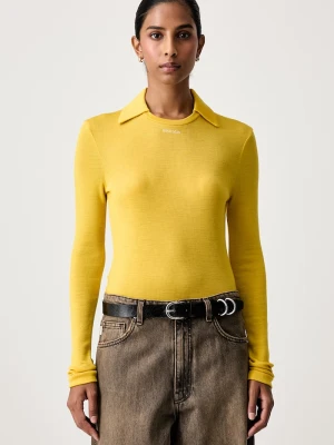 Stine Goya longsleeve damski z wełny merino żółty