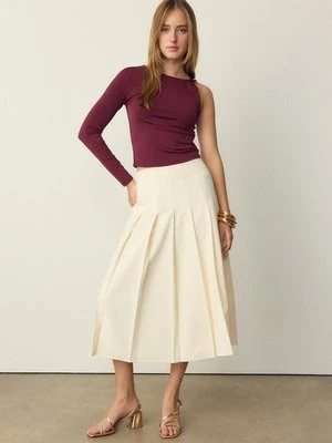 Stradivarius Asymetryczna koszulka z metalową sprzączką  Fioletowy