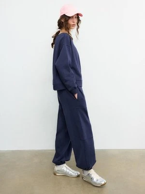 Stradivarius Basicowa bluza z odkrytymi ramionami  Ciemnomorski